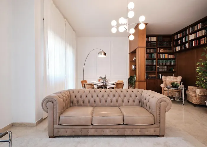 Elegante Con 3 Da Letto Vicino Il Centro Appartamento *