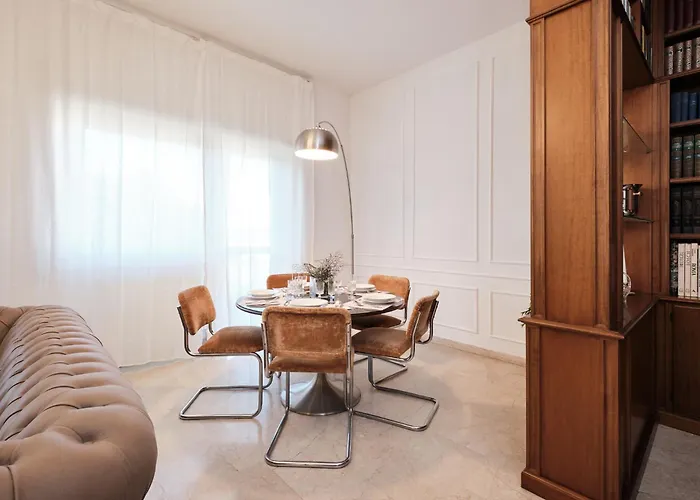 Elegante Con 3 Da Letto Vicino Il Centro Appartamento